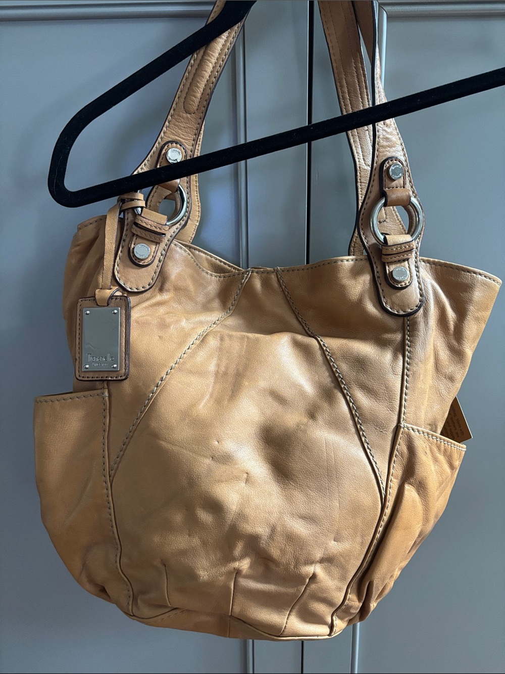 Tignanello Tan Leather Shoulder Tote bag - Picture 6 of 15
